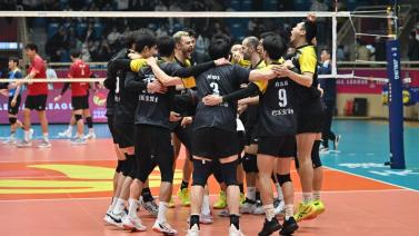 半区表现突 半区表现突